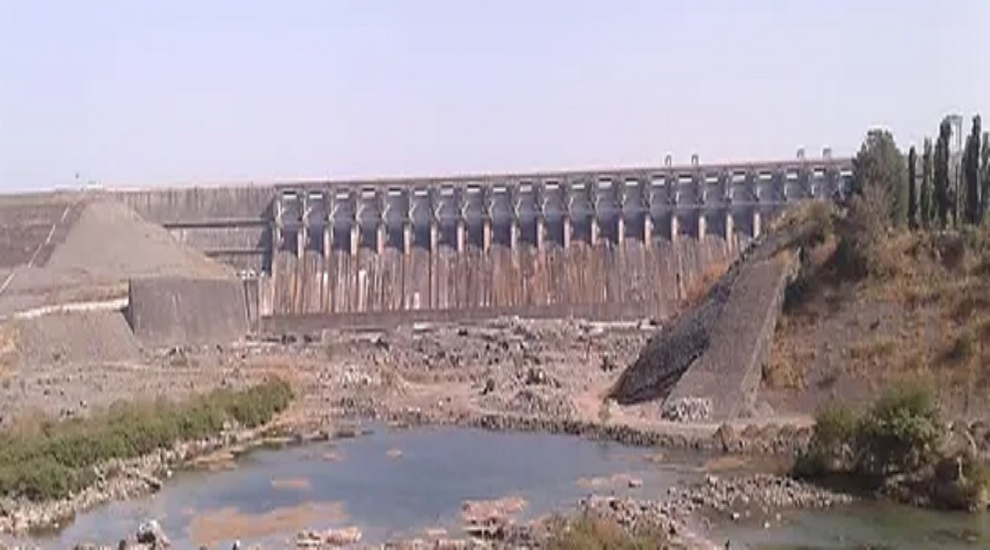 ઉકાઈ ડેમની સપાટી પહોંચી 321 ફૂટ પર, ઈનફ્લો બે લાખ ક્યુસેક પર પહોંચ્યો, શ્રીકાર વરસાદની આશા ઉકાઈ ડેમની સપાટી પહોંચી 321 ફૂટ પર, ઈનફ્લો બે લાખ ક્યુસેક પર પહોંચ્યો, શ્રીકાર વરસાદની આશા